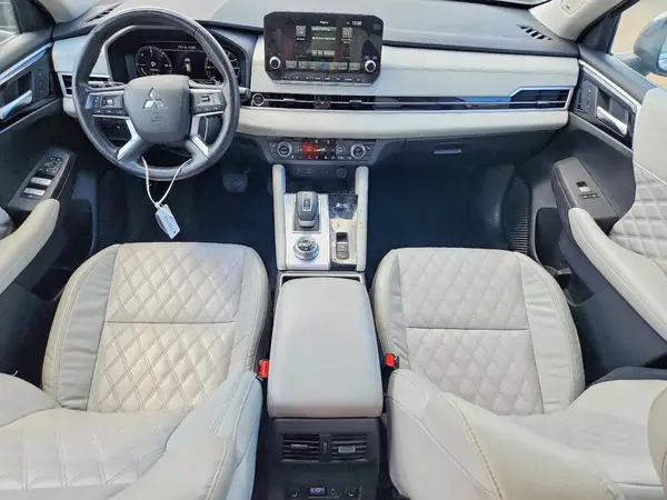 JA4T5VA98PZ016178 2023 MITSUBISHI OUTLANDER - Image 8