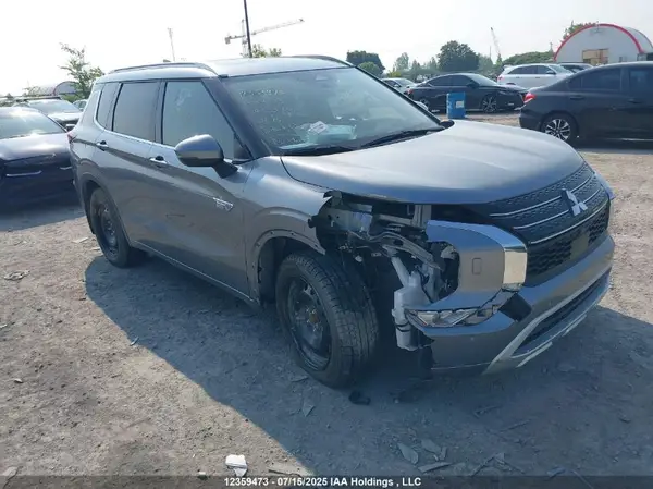 JA4T5VA98PZ622158 2023 MITSUBISHI OUTLANDER - Image 1