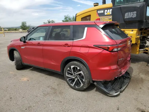 JA4T5VA98RZ064945 2024 MITSUBISHI OUTLANDER - Image 2