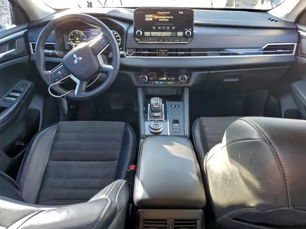 JA4T5VA98SZ008655 2025 MITSUBISHI OUTLANDER - Image 8