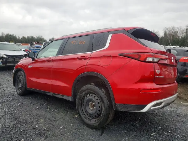 JA4T5VA98SZ601142 2025 MITSUBISHI OUTLANDER - Image 2
