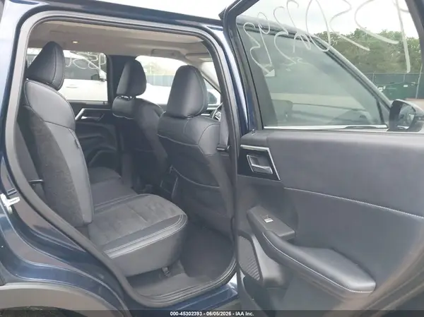 JA4T5VA99SZ010415 2025 MITSUBISHI OUTLANDER - Image 8