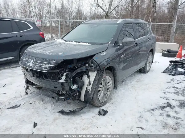 JA4T5VA99SZ604616 2025 MITSUBISHI OUTLANDER - Image 2