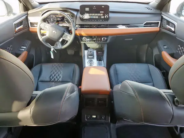 JA4T5VA9XPZ029725 2023 MITSUBISHI OUTLANDER - Image 8