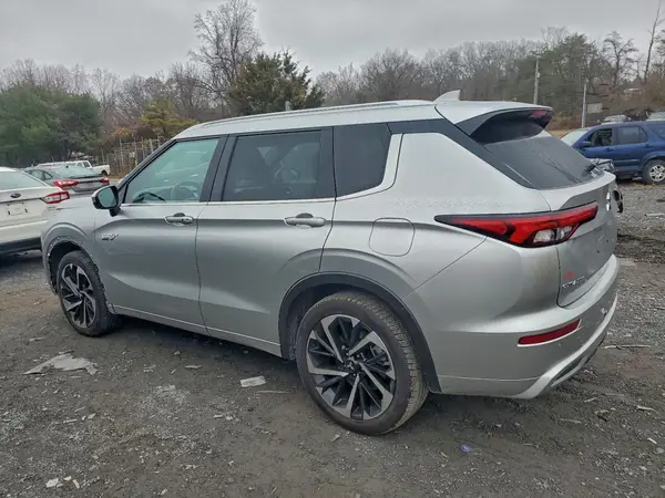 JA4T5VA9XPZ032219 2023 MITSUBISHI OUTLANDER - Image 2