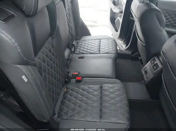 JA4T5VA9XPZ037095 2023 MITSUBISHI OUTLANDER - Image 8