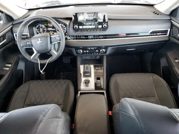 JA4T5VA9XPZ046279 2023 MITSUBISHI OUTLANDER - Image 8