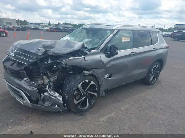 JA4T5VA9XPZ622582 2023 MITSUBISHI OUTLANDER - Image 2