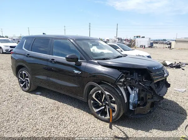 JA4T5VA9XRZ066955 2024 MITSUBISHI OUTLANDER - Image 1