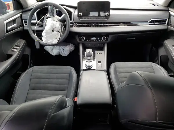 JA4T5VA9XSZ002209 2025 MITSUBISHI OUTLANDER - Image 8