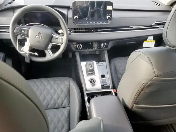JA4T5WA90SZ012706 2025 MITSUBISHI OUTLANDER - Image 8