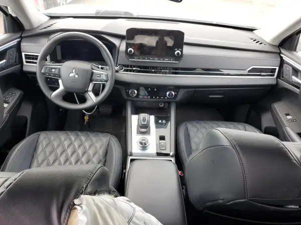 JA4T5WA91RZ013342 2024 MITSUBISHI OUTLANDER - Image 8
