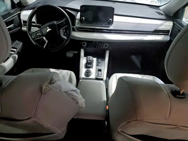 JA4T5WA92RZ042090 2024 MITSUBISHI OUTLANDER - Image 8