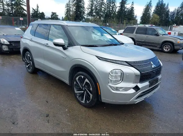JA4T5WA93RZ051543 2024 MITSUBISHI OUTLANDER - Image 1