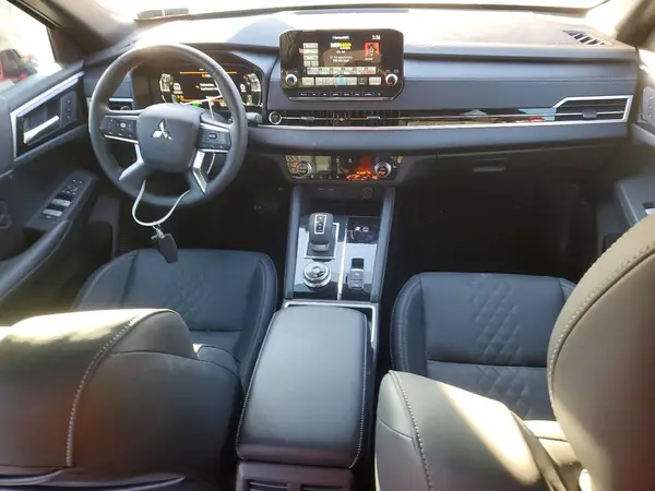 JA4T5WA93SZ033971 2025 MITSUBISHI OUTLANDER - Image 8