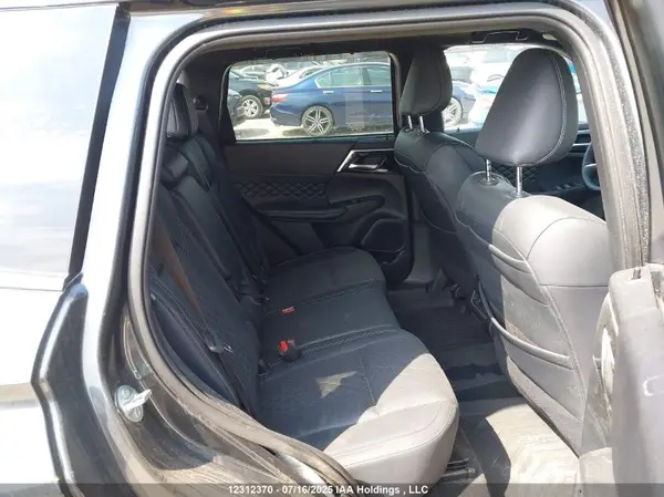 JA4T5WA96RZ624337 2024 MITSUBISHI OUTLANDER - Image 8