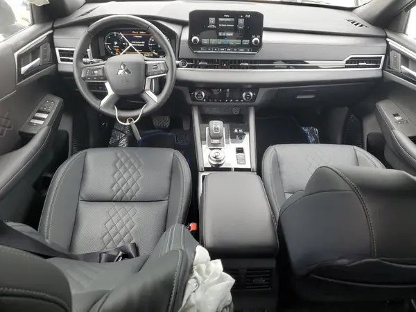 JA4T5WA97SZ002139 2025 MITSUBISHI OUTLANDER - Image 8