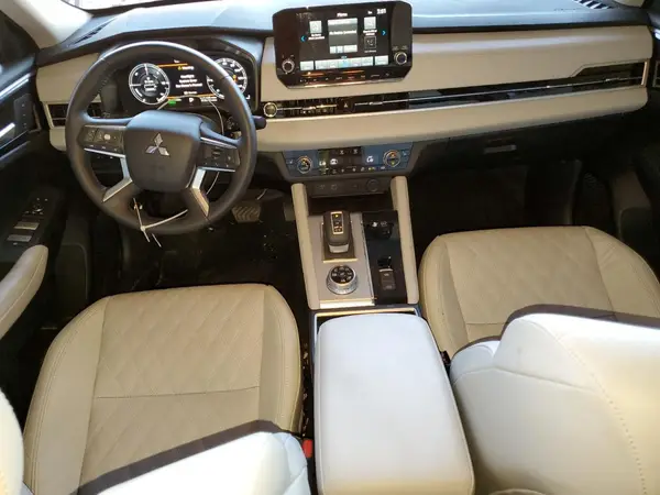 JA4T5WA9XRZ019530 2024 MITSUBISHI OUTLANDER - Image 8