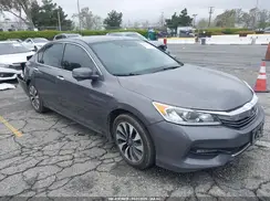 JHMCR6F30HC001813 2017 HONDA ACCORD