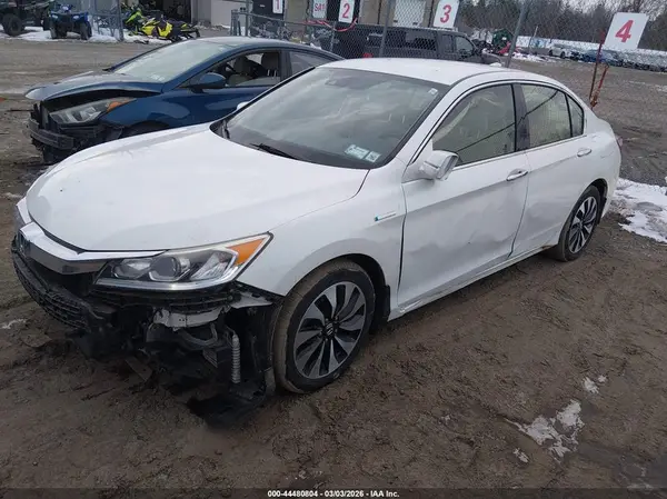 JHMCR6F30HC003142 2017 HONDA ACCORD - Image 2