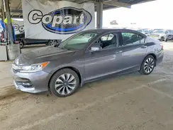 JHMCR6F30HC016103 2017 HONDA ACCORD