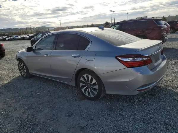 JHMCR6F30HC022564 2017 HONDA ACCORD - Image 2