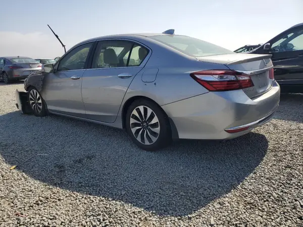 JHMCR6F31HC009886 2017 HONDA ACCORD - Image 2