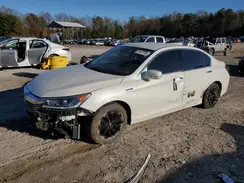 JHMCR6F31HC010200 2017 HONDA ACCORD