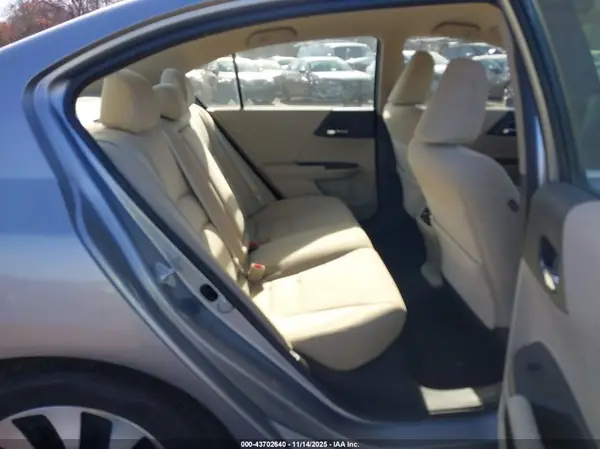 JHMCR6F31HC016272 2017 HONDA ACCORD - Image 8
