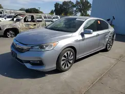 JHMCR6F31HC021083 2017 HONDA ACCORD
