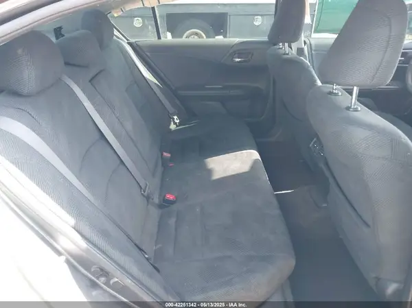 JHMCR6F32HC005913 2017 HONDA ACCORD - Image 8