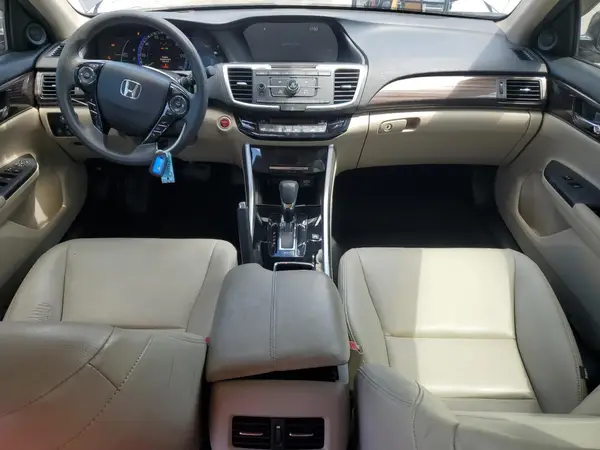 JHMCR6F32HC008388 2017 HONDA ACCORD - Image 8