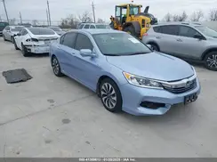 JHMCR6F32HC010979 2017 HONDA ACCORD