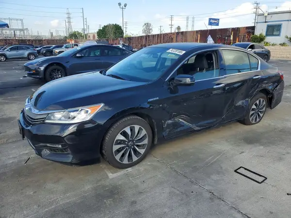 JHMCR6F32HC012408 2017 HONDA ACCORD - Image 1