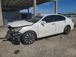 JHMCR6F32HC016698 2017 HONDA ACCORD