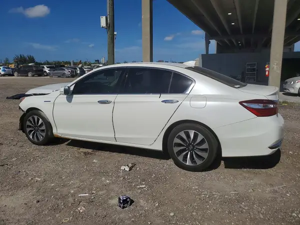 JHMCR6F32HC016698 2017 HONDA ACCORD - Image 2