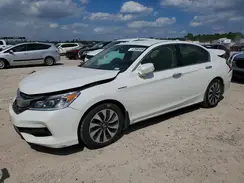 JHMCR6F32HC022310 2017 HONDA ACCORD