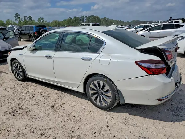 JHMCR6F32HC022310 2017 HONDA ACCORD - Image 2