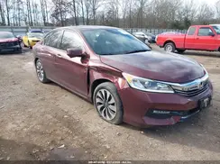 JHMCR6F32HC022629 2017 HONDA ACCORD