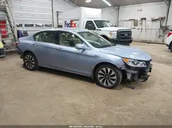 JHMCR6F33HC001014 2017 HONDA ACCORD