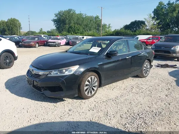 JHMCR6F33HC010263 2017 HONDA ACCORD - Image 2