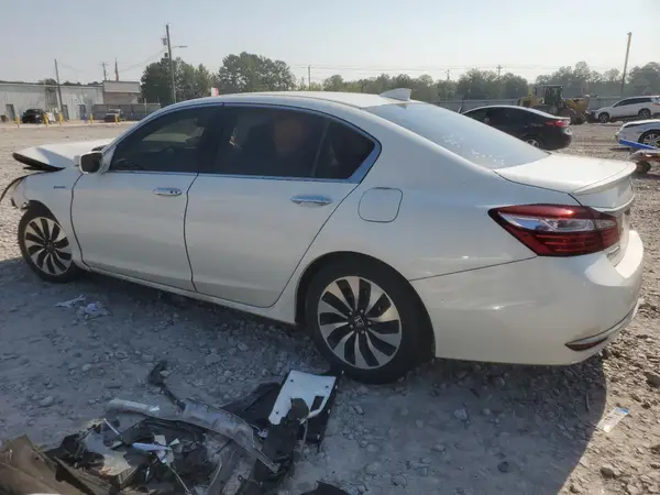 JHMCR6F33HC011090 2017 HONDA ACCORD - Image 2