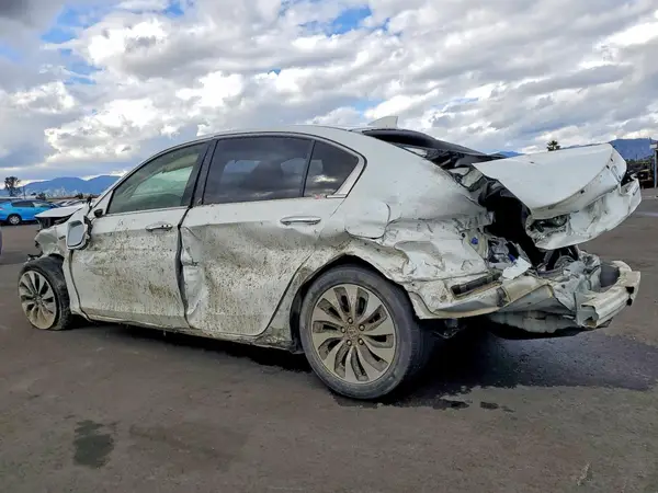 JHMCR6F33HC011834 2017 HONDA ACCORD - Image 2