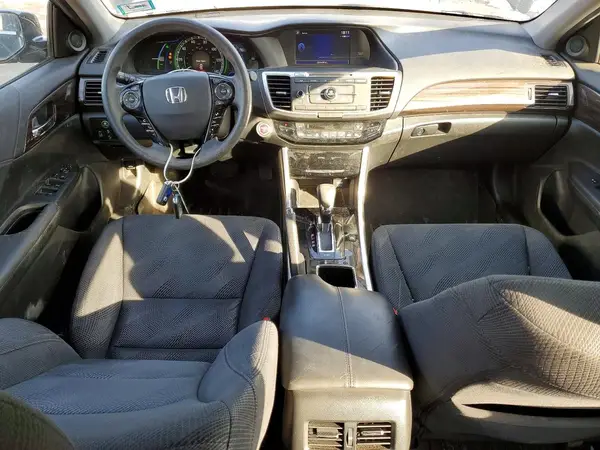 JHMCR6F33HC015981 2017 HONDA ACCORD - Image 8