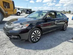 JHMCR6F33HC019609 2017 HONDA ACCORD