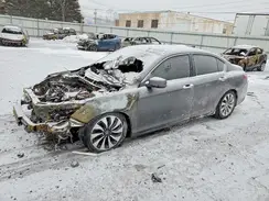 JHMCR6F33HC021067 2017 HONDA ACCORD