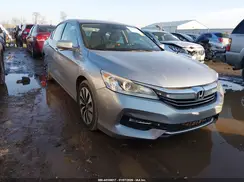 JHMCR6F33HC021635 2017 HONDA ACCORD