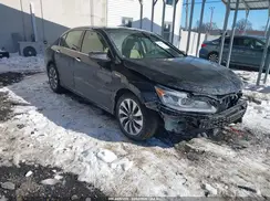 JHMCR6F34HC004360 2017 HONDA ACCORD
