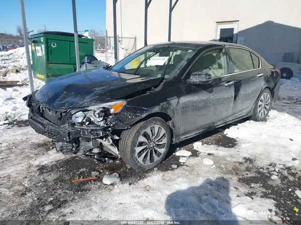 JHMCR6F34HC004360 2017 HONDA ACCORD - Image 2