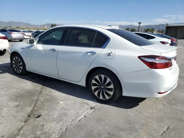 JHMCR6F34HC005220 2017 HONDA ACCORD - Image 2